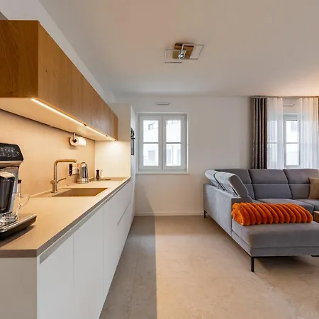 Seezeit Chiemsee Apartment Ubersee